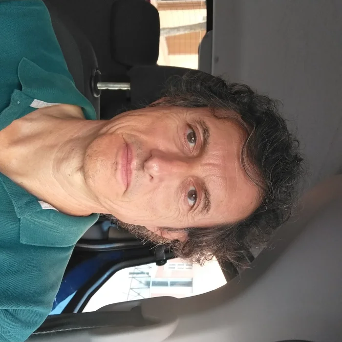 José