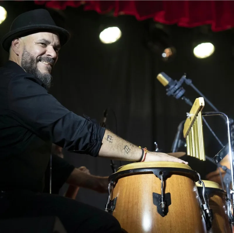 Iván G G